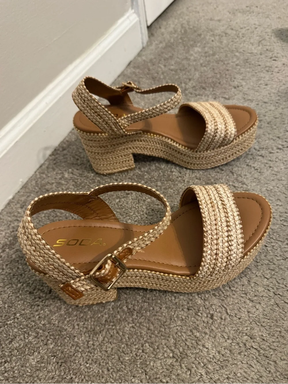 Soda Castle open toe ankle strap wedge size 7